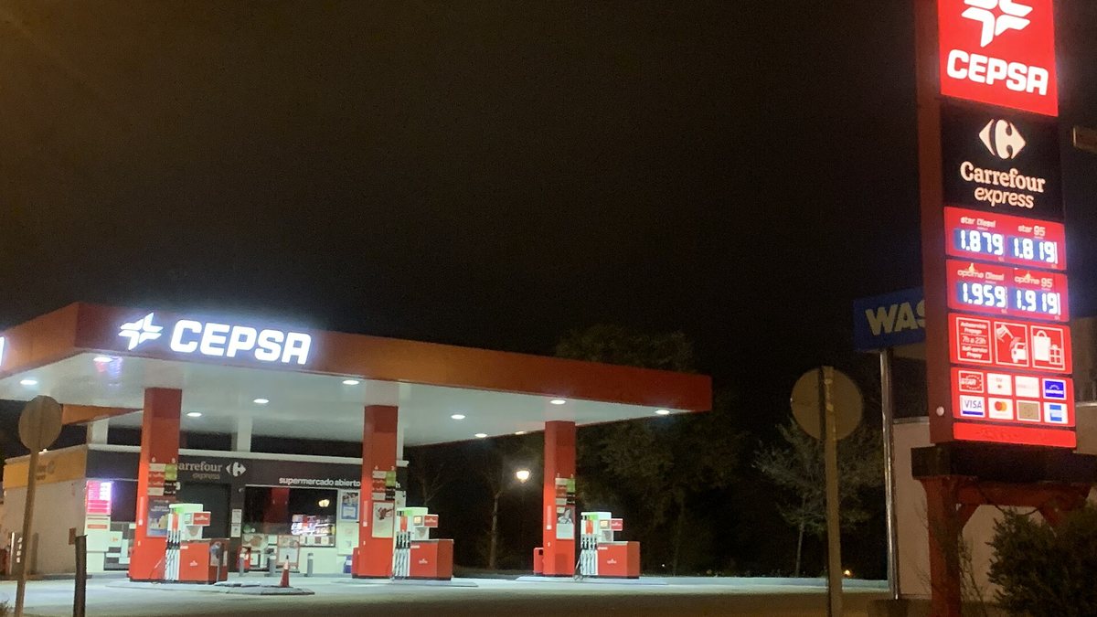La gasolina 95, en su precio más bajo en 30 días