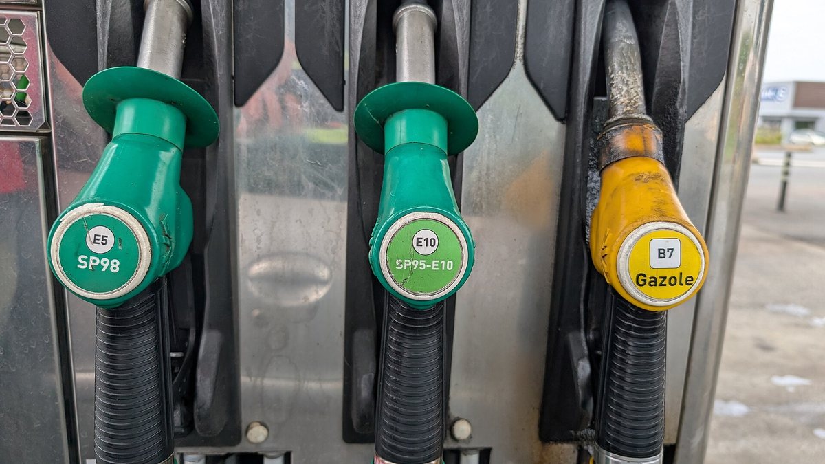 Foto de la noticia: La gasolina 95, en su precio más bajo en 30 días